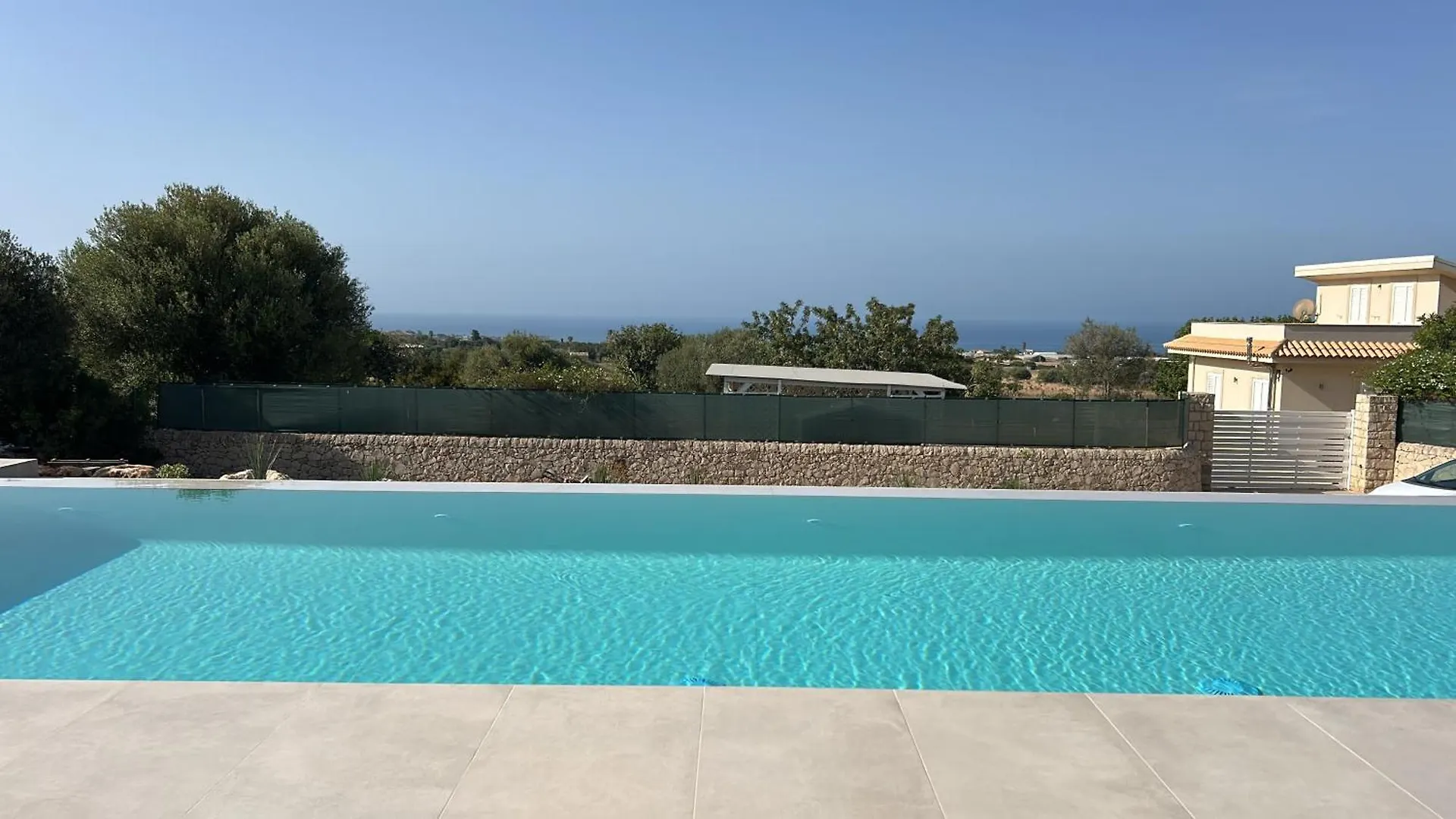 Villa Dolce Vita Sampieri Guest house